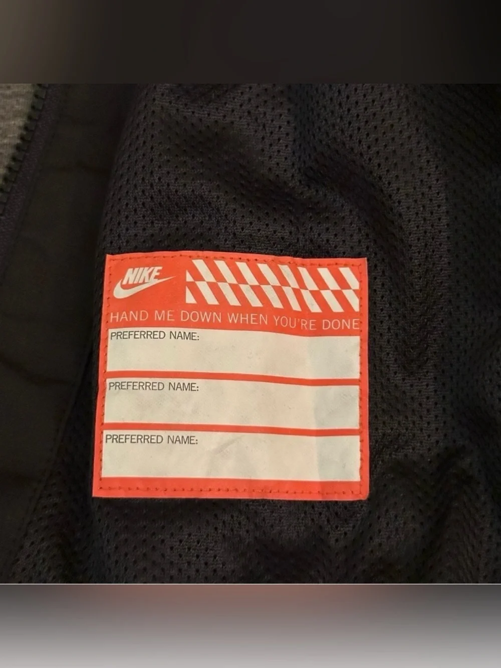 NWT Nike Boys 4T Dri-FIT Hooded Windrunner Jacket Black Smoke Grey $60 MSRP